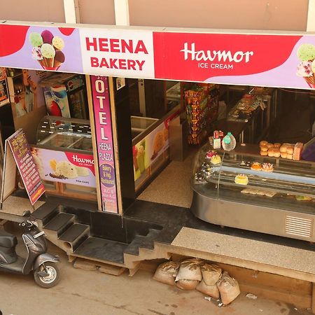 Hotel Heena Plaza Ābu Road Extérieur photo